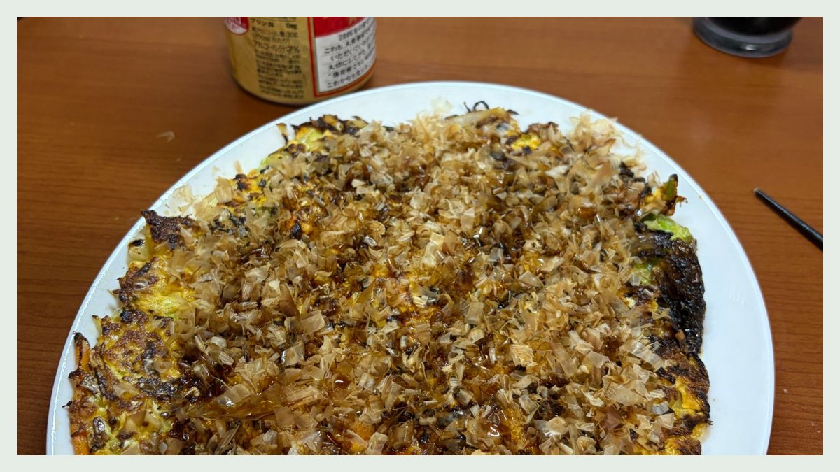 よく食べる夜ごはん。豆腐とキャベツと卵のお好み焼き